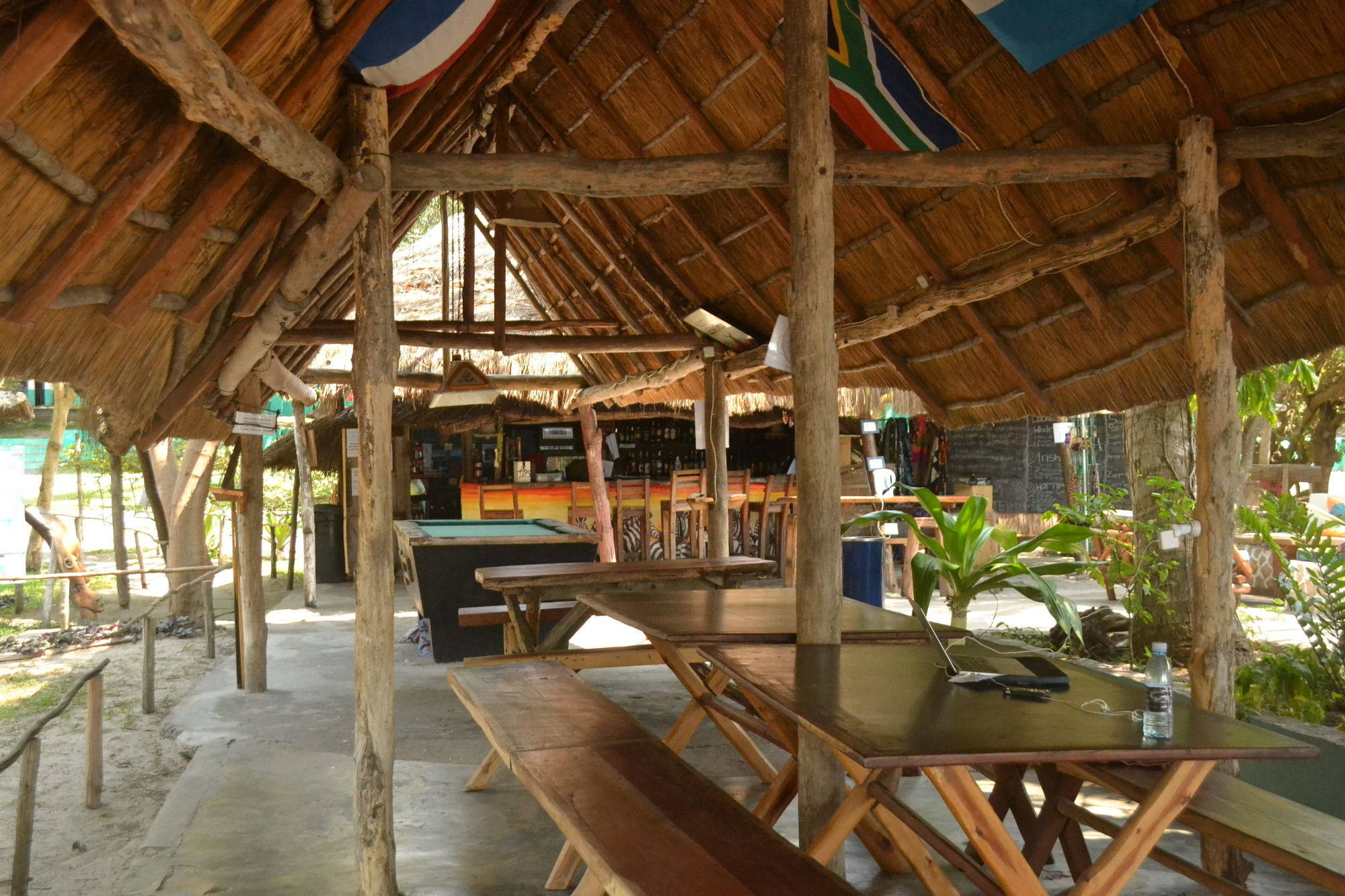 Baobab Beach Lodge And Backpackers Vilanculos Esterno foto